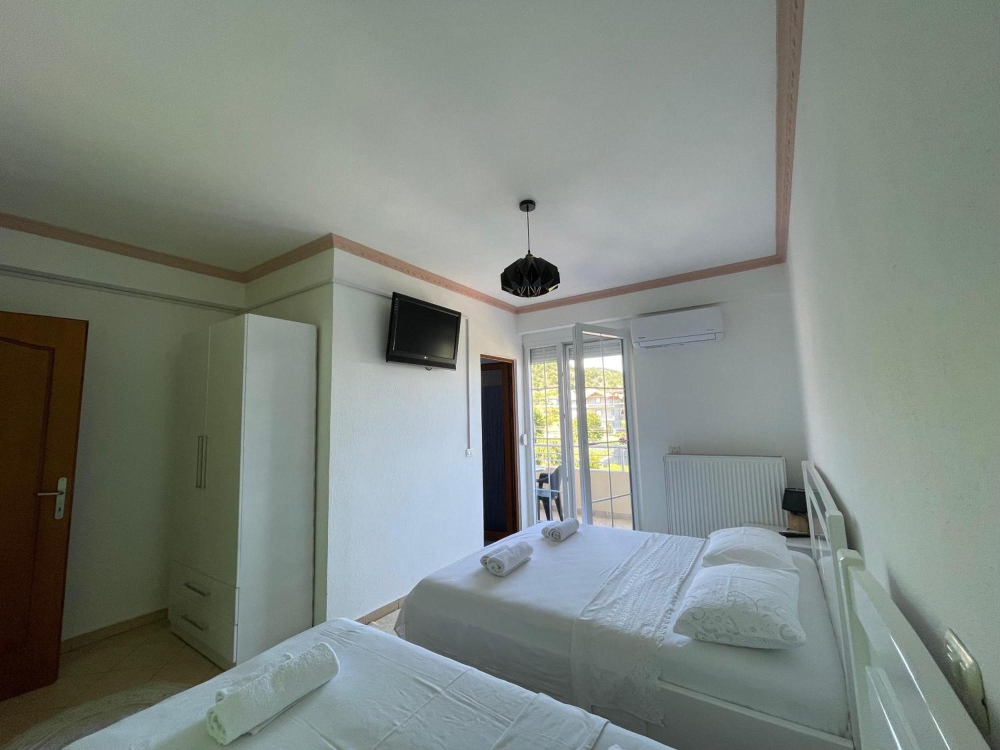 Hotel Vila Toska Piskupat Exterior foto